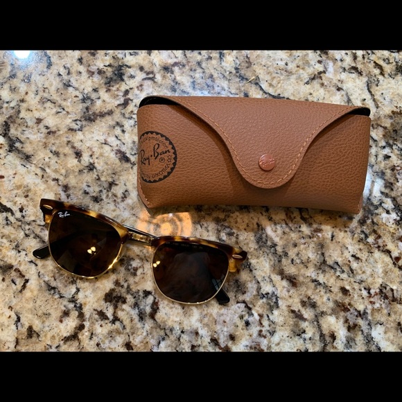 Ray-Ban Brown lens, tortuous shell frame - Picture 1 of 3